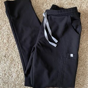 Small Figs Black Yola scrub pants